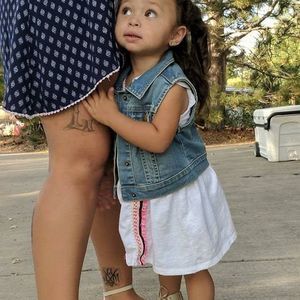 Meet your Posher, Lois